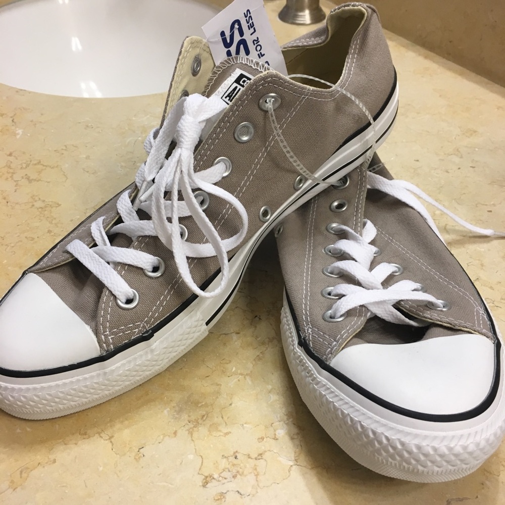 Converse Low Top Sneakers in Beige and White - Picture 2 of 5